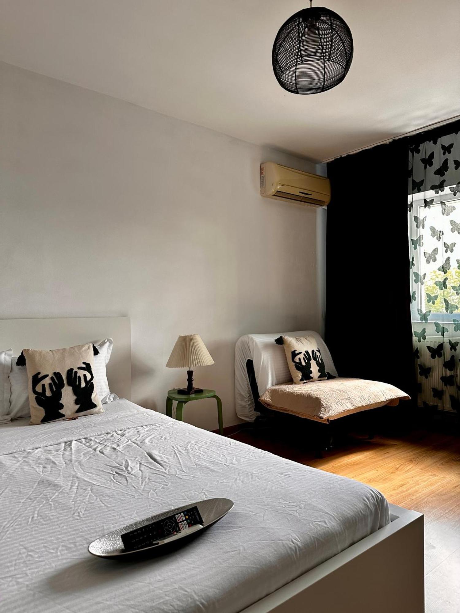 Romantic Charm, Spa, Free Early Check-In Bukarest Eksteriør billede